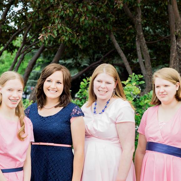 Meet your Posher, Emily - Picture 1 of 1